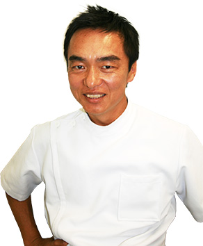 増岡 宏昭　医師