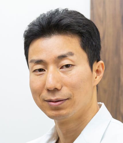 西尾謙三郎院長